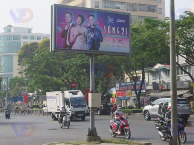 Trụ hộp đèn tuyến Pasteur
