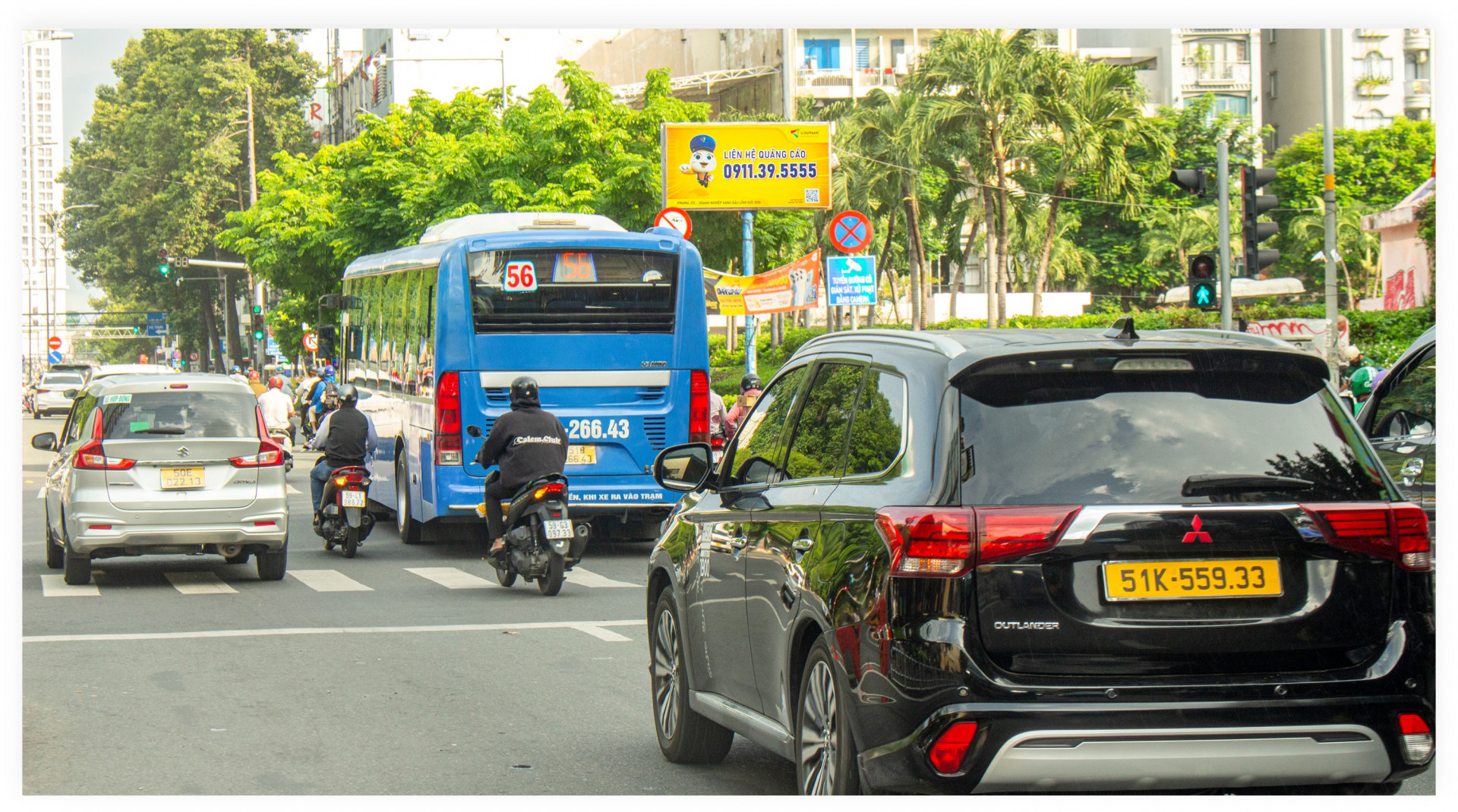 Billboard Góc Lê lai – Nguyễn Thị Nghĩa, Quận 1 (Bảng 2)