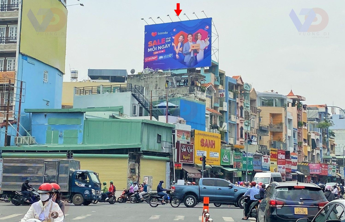 Ngã 4 Thành Thái – Tô Hiến Thành