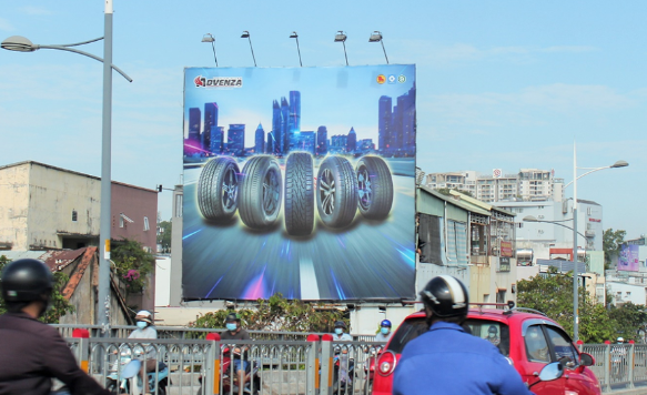 Billboard Cầu Nguyễn Văn Cừ