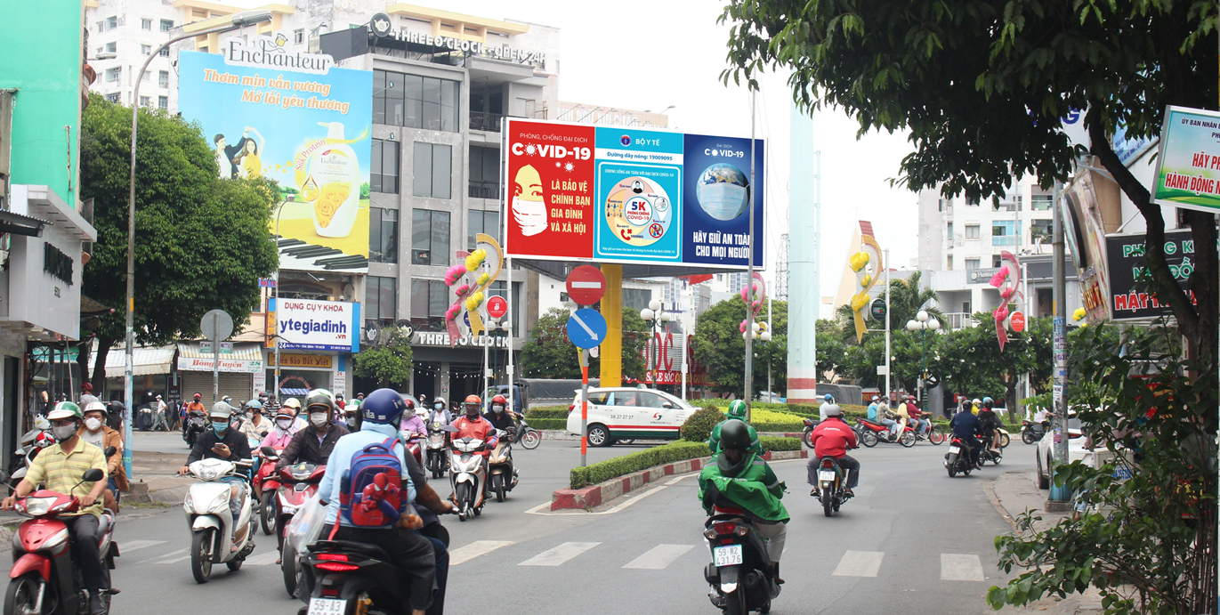 Billboard Vòng Xoay Lê Đại Hành - Âu Cơ