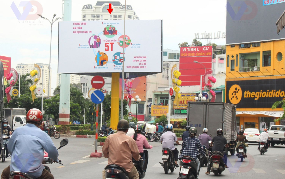 Vòng Xoay Lê Đại Hành – Âu Cơ