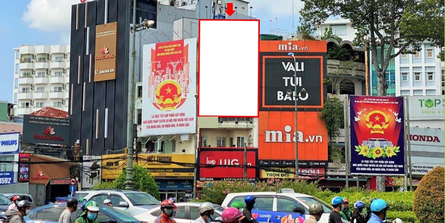Bảng quảng cáo ngoài trời 1A1 đường 3/2 – Vòng xoay Dân Chủ, quận 10, Hồ Chí Minh