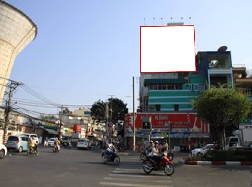 Bảng quảng cáo ngoài trời 96 Nguyễn Tất Thành, quận 4, Hồ Chí Minh