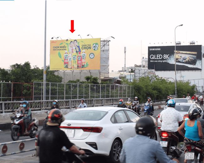 Bảng quảng cáo ngoài trời Cầu Kênh Tẻ, quận 7, Hồ Chí Minh