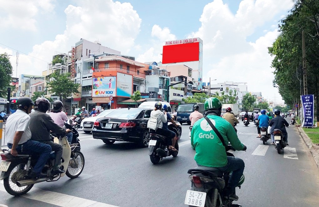 Bảng quảng cáo ngoài trời 132-134 Lý Thái Tổ, quận 3, Hồ Chí Minh