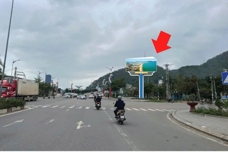 1 bảng quảng cáo treo tường nằm ngang tại Cầu Hà Thanh 1, phường Quy Nhơn, Gia Lai