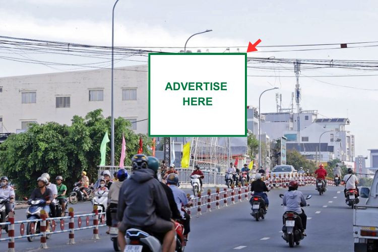 1 bảng quảng cáo ốp tường tại 32 Hùng Vương, Phường Ninh Kiều, Cần Thơ (Cầu Nhị Kiều)