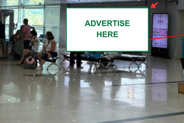 1 bảng quảng cáo hộp đèn tại khu vực an ninh soi chiếu ga đi Quốc Nội, Sân bay Quốc tế Phú Quốc
