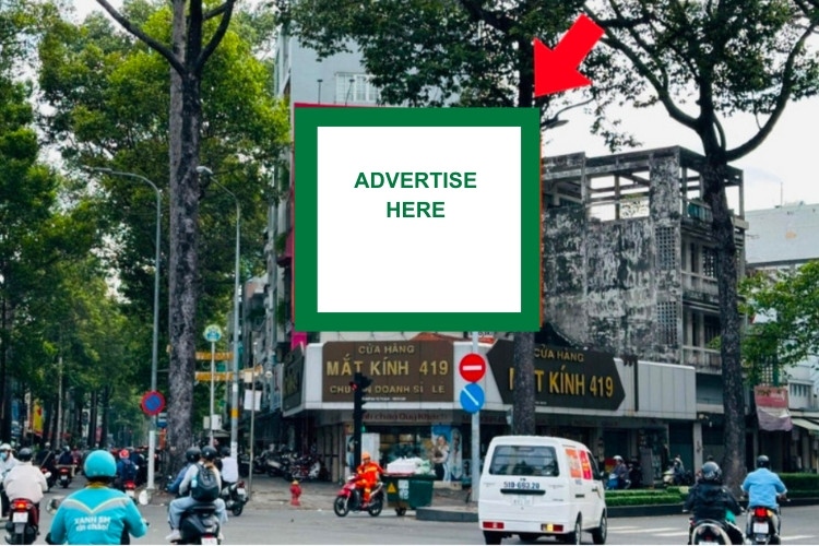 Biển quảng cáo Wallscape dạng ngang, 1 mặt, tại vòng xoay Nguyễn Tri Phương, phường Ngô Gia Tự, TP. Hồ Chí Minh (gần cửa hàng mắt kính 419).