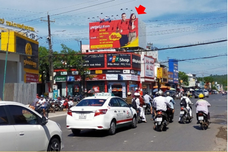 1 bảng quảng cáo ốp tường nằm ngang tại 41 Hùng Vương, Khu Hành Chính – Kinh Tế Đặc Biệt Phú Quốc, An Giang