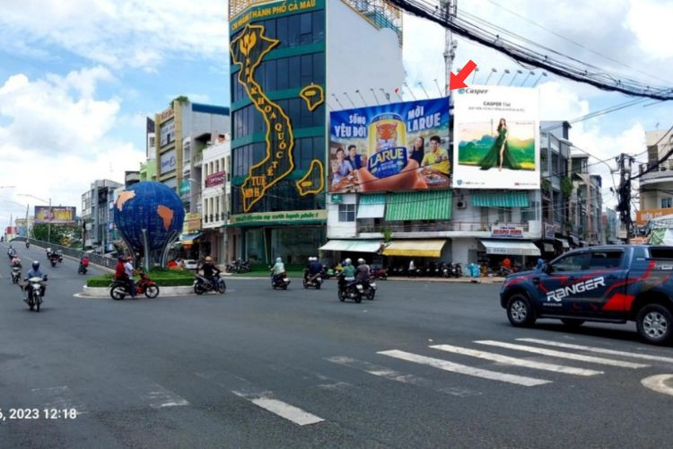1 mặt bảng quảng cáo treo tường tại 07 Lê Lai, phường An Xuyên, Cà Mau